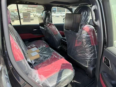 Toyota Land Cruiser VXR-5