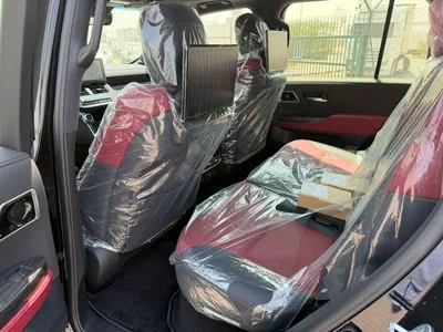 Toyota Land Cruiser VXR-8