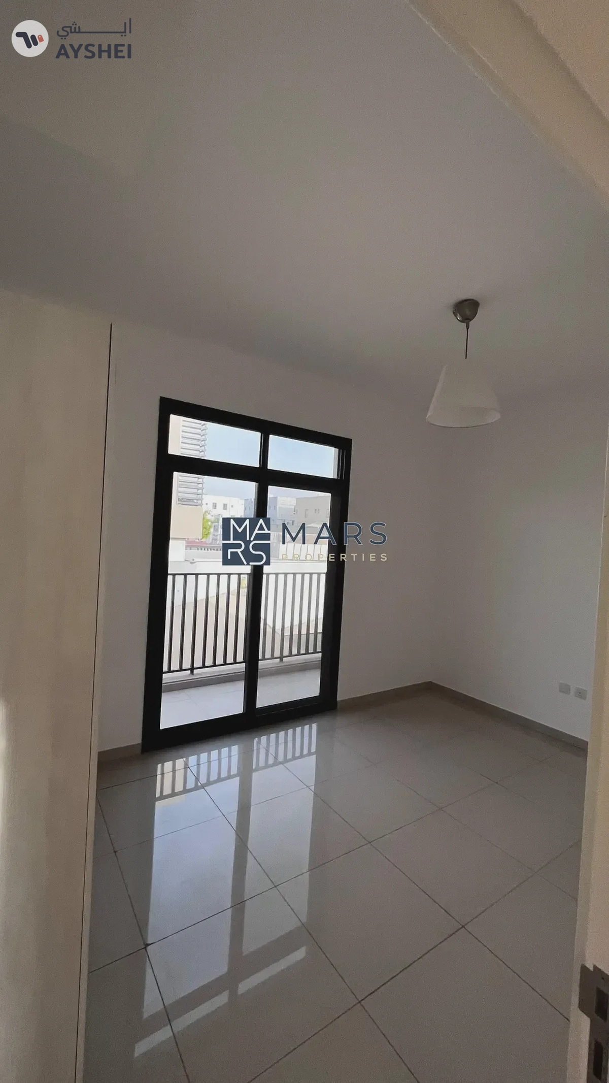 3 BEDROOMS - BIGGEST LAYOUT -SPACIOUS - FREEHOLD