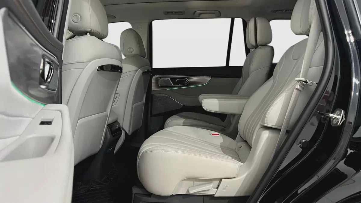 0% DP | AED 2,145 / Month | GAC | GS8 GX 2.0T 4WD Hybrid | 2026 | Gargash Warranty | Service History-13-13
