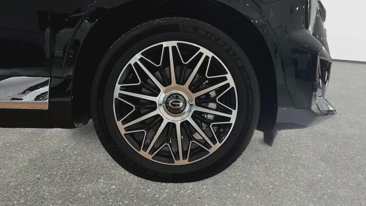 0% DP | AED 2,145 / Month | GAC | GS8 GX 2.0T 4WD Hybrid | 2026 | Gargash Warranty | Service History-3-3