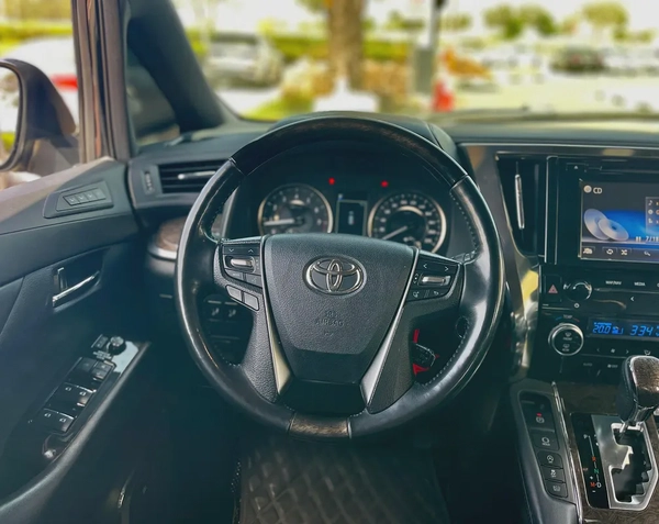 2020 Toyota Alphard EXECUTIVE LOUNGE - Japanese Specs