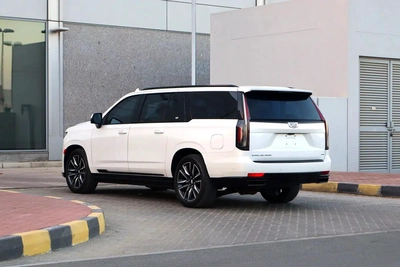 Cadillac Escalade ESV Platinum - 2021 - GCC Specs - Original Paint-8