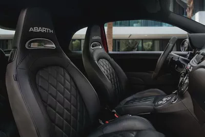 1,273 P.M |  695 Turismo | 0% Downpayment | ABARTH WARRANTY!-10