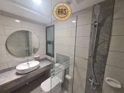 Full Brand New Building 1Bhk 65k In 4 Payment Full Facilities-6