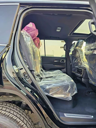 Toyota Land Cruiser VXR 3.5L-14