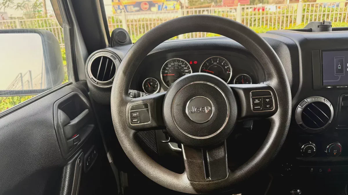 2012 Jeep Wrangler Sport Jeepers Edition | No Paint | G.C.C | First Owner-15-15
