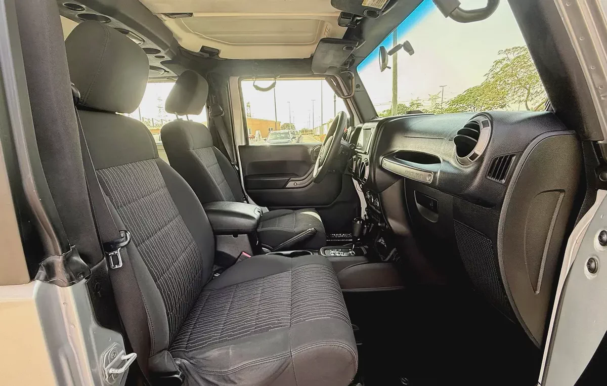 2012 Jeep Wrangler Sport Jeepers Edition | No Paint | G.C.C | First Owner-19-19