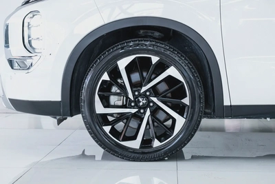 1 YR WARRANTY | HIGHLINE | SUNROOF | LEATHER | 4WD 2.5L | AED 1400 PM-7
