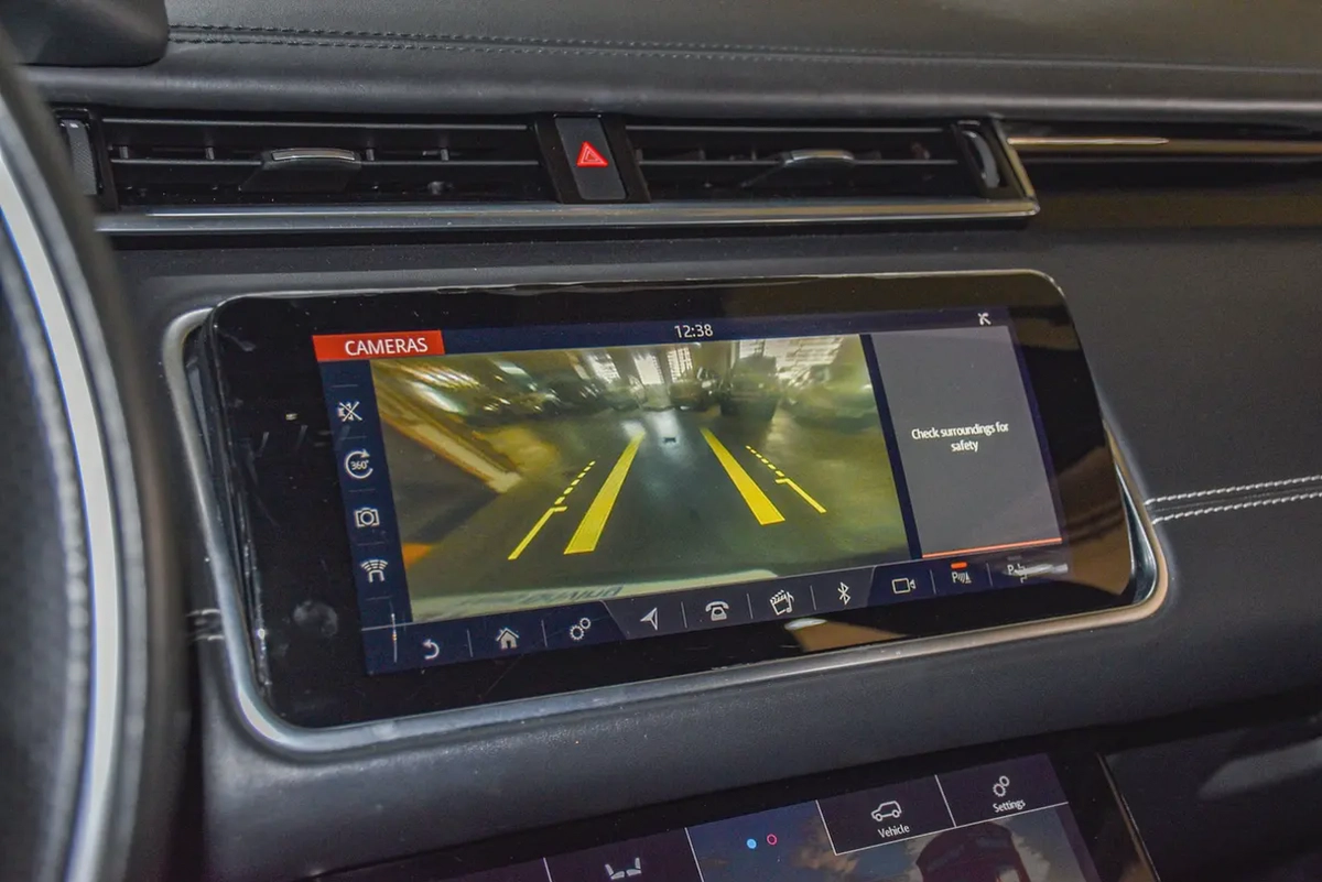 0% DP II R Dynamic V6 P380 VELAR 2018 II GCC SPECS-10-10