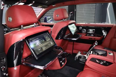 Rolls-Royce Phantom VIII-8