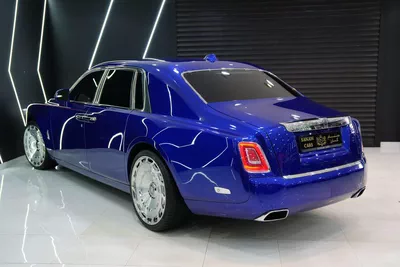 Rolls-Royce Phantom VIII-15
