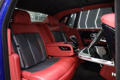 Rolls-Royce Phantom VIII-12