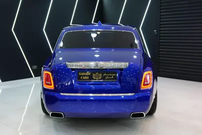 Rolls-Royce Phantom VIII-14