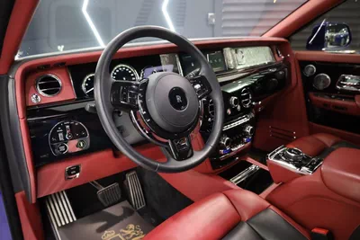 Rolls-Royce Phantom VIII-4