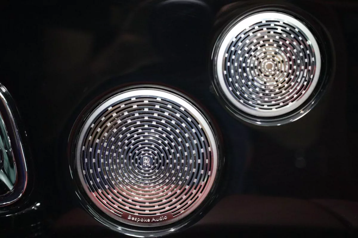 Rolls-Royce Phantom VIII-2-2
