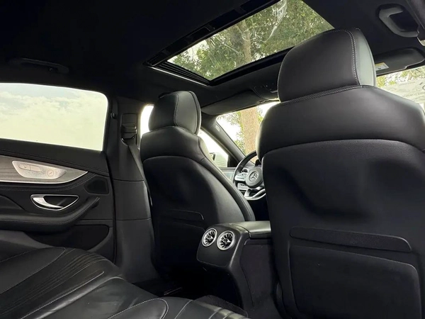 MERCEDES BENZ CLS450 - 2019 - SUPER CLEAN CAR FRESH JAPAN IMPORT