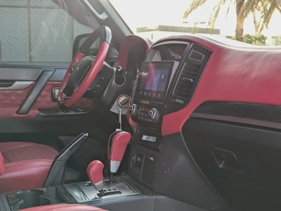 MITSUBISHI PAJERO 2020 GCC V6 3.8L IN EXCELLENT CONDITION-7