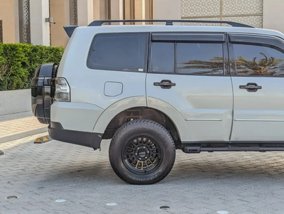 MITSUBISHI PAJERO 2020 GCC V6 3.8L IN EXCELLENT CONDITION-11
