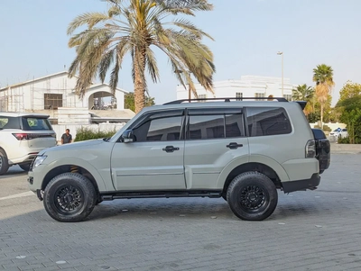 MITSUBISHI PAJERO 2020 GCC V6 3.8L IN EXCELLENT CONDITION-14