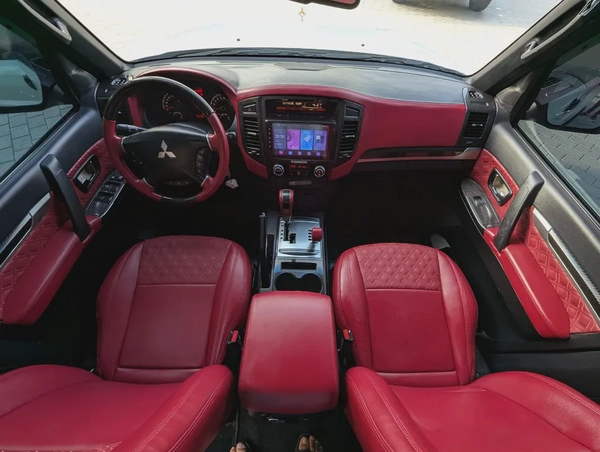 MITSUBISHI PAJERO 2020 GCC V6 3.8L IN EXCELLENT CONDITION