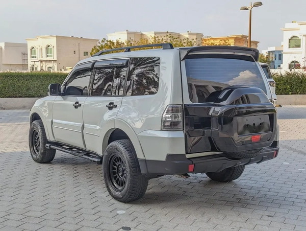 MITSUBISHI PAJERO 2020 GCC V6 3.8L IN EXCELLENT CONDITION