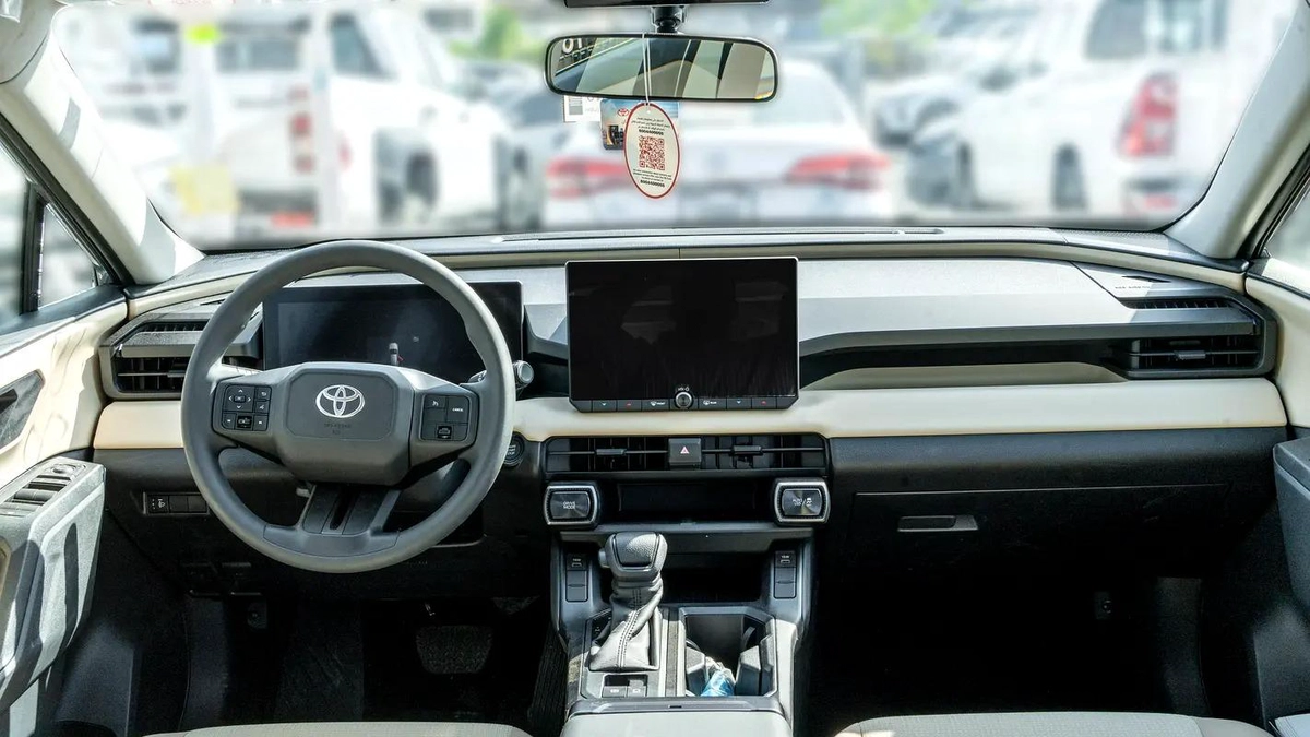 2026 Toyota Rav4 LE 2.0L AT Petrol FWD (Gray-Beige)-17-17