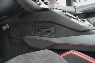 2022 Lamborghini Aventador Ultimae-16
