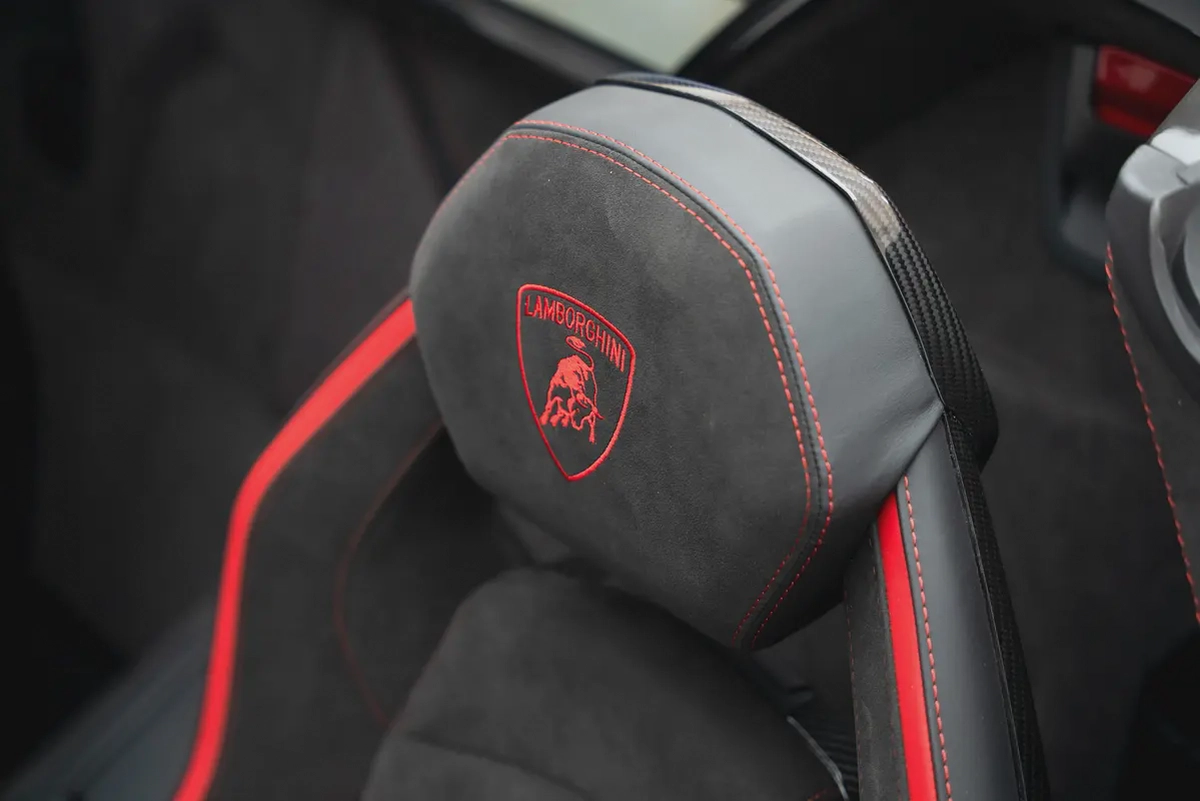 2022 Lamborghini Aventador Ultimae-8-8