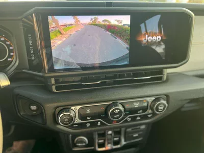 Jeep Wrangler Unlimited SPORT 2.0L A/T-7
