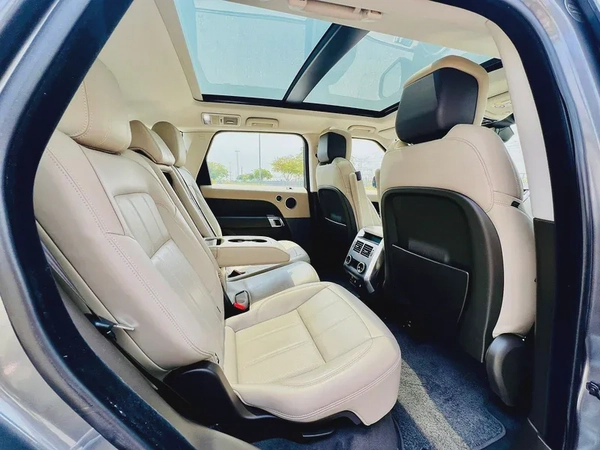 RANGE ROVER SPORT HSE | GCC SPECS | YEAR: 2019 | KMS: 104,000