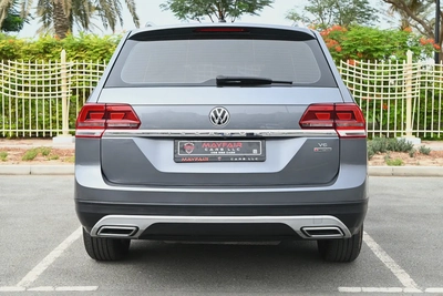 870 AED - GCC SPECS - VOLKSWAGEN TERAMONT 3.6L 4WD - FIRST OWNER-3