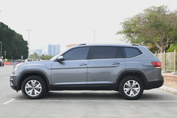 870 AED - GCC SPECS - VOLKSWAGEN TERAMONT 3.6L 4WD - FIRST OWNER