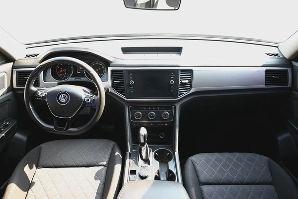 870 AED - GCC SPECS - VOLKSWAGEN TERAMONT 3.6L 4WD - FIRST OWNER
