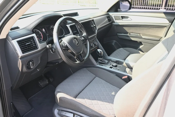 870 AED - GCC SPECS - VOLKSWAGEN TERAMONT 3.6L 4WD - FIRST OWNER
