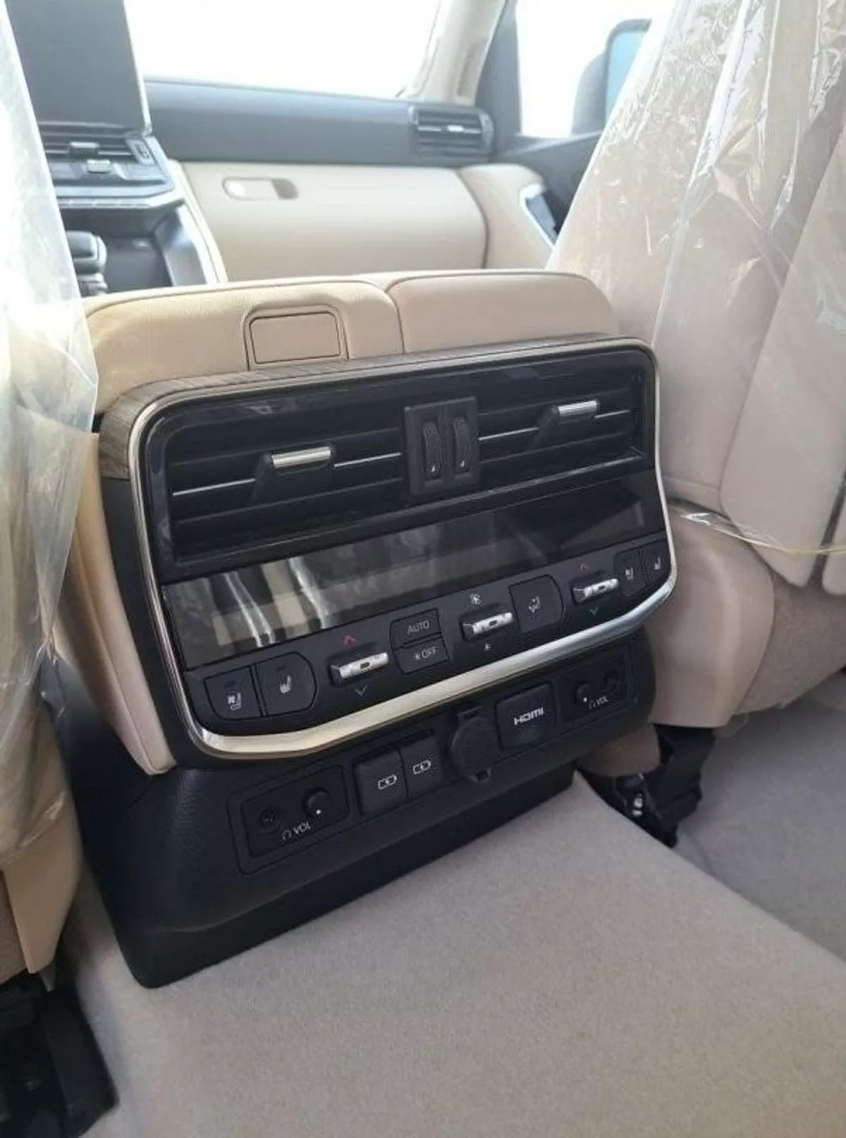 Toyota Land Cruiser VXR 3.5L-14-0