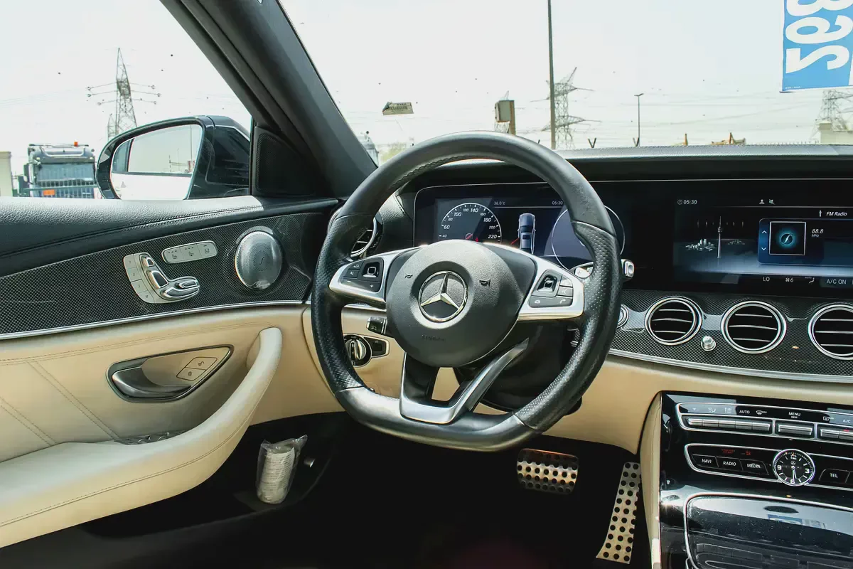 2017 - BENZ E43 - IMMACULATE CONDITION - ONLY 58,000 KM-12-12