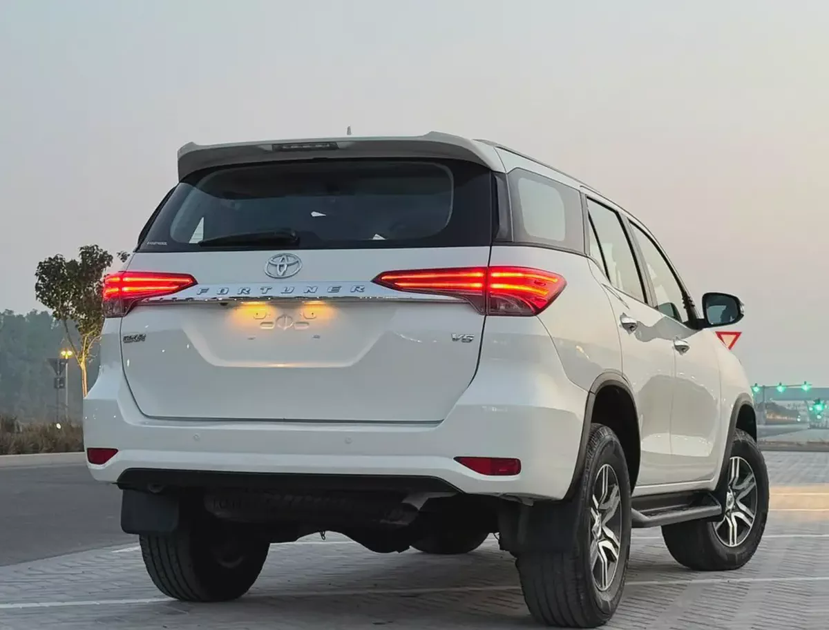 Toyota Fortuner GXR 2017 GCC Specs-10-10
