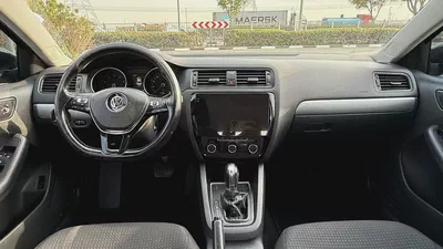 Volkswagen Jetta 2017 SE GCC Specs , excellent condition-9