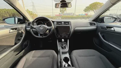 Volkswagen Jetta 2017 SE GCC Specs , excellent condition-8