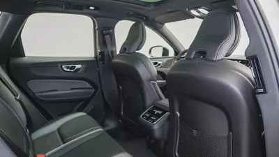 2024  Volvo XC60 B5 Ultimate Dark | GCC Specs | Volvo Active Warranty January 2028-4