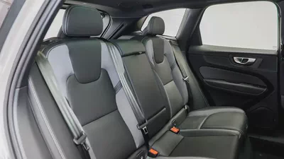 2024  Volvo XC60 B5 Ultimate Dark | GCC Specs | Volvo Active Warranty January 2028-6