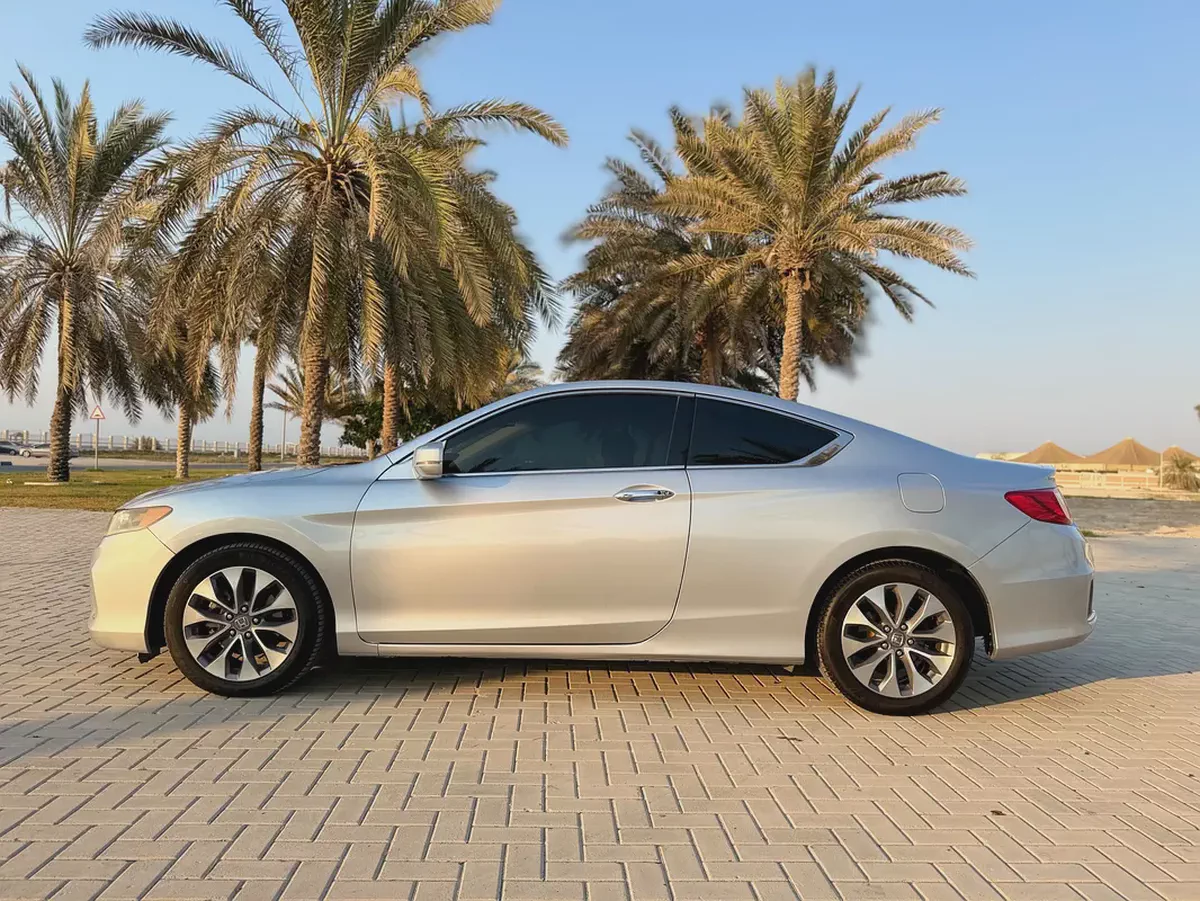 Honda Accord Sport Coupe 2015 GCC Full Option Top With Full Service History & 2 Orignal Keys-17-17