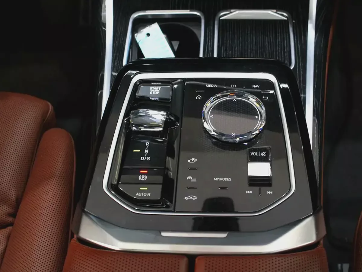 2023 - BMW 735i - GCC for 299,000.00 AED-15-15