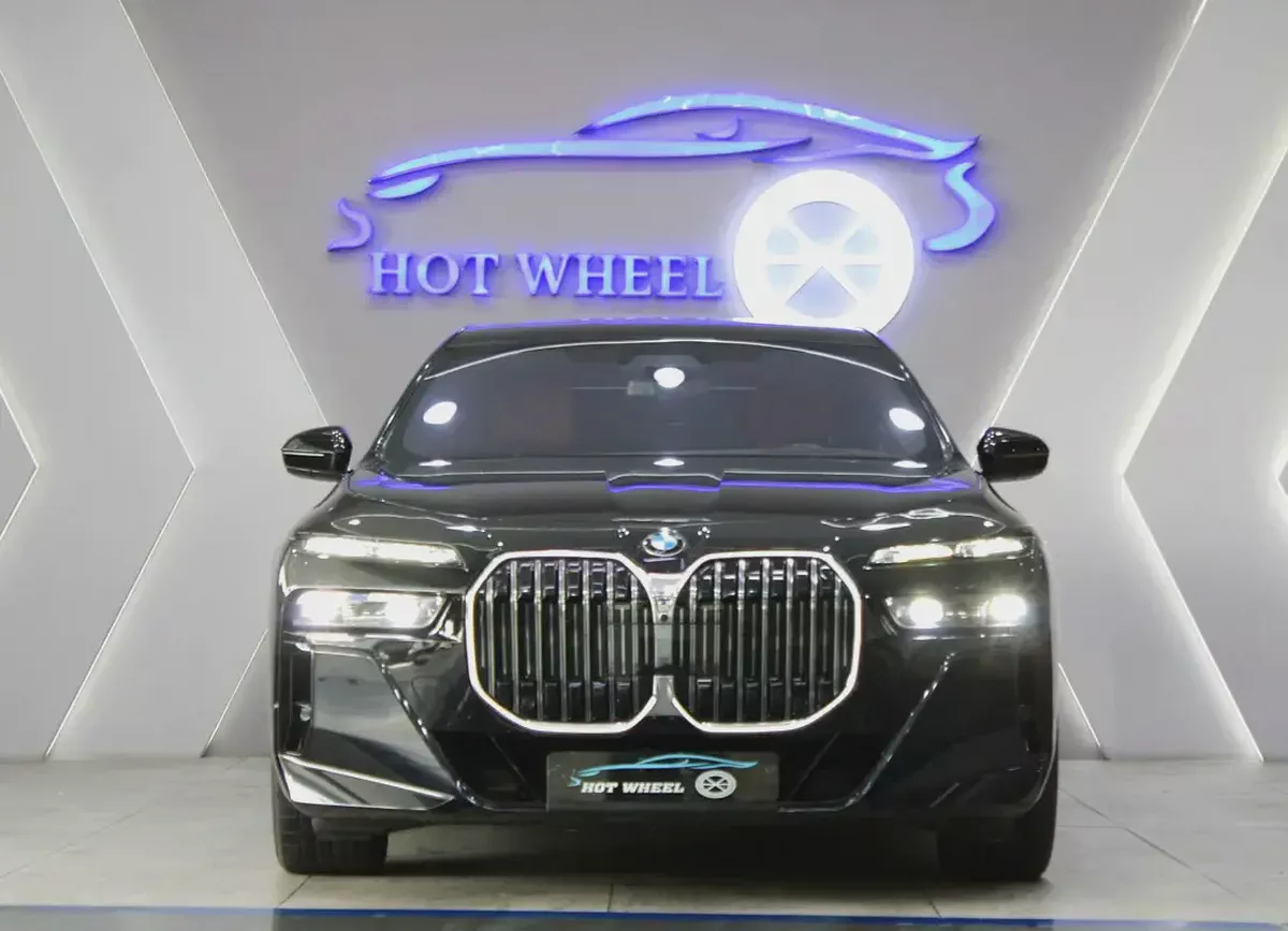 2023 - BMW 735i - GCC for 299,000.00 AED-1-1