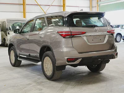 2026 TOYOTA FORTUNER VXR 4.0L PETROL BRAND NEW 0KM-5