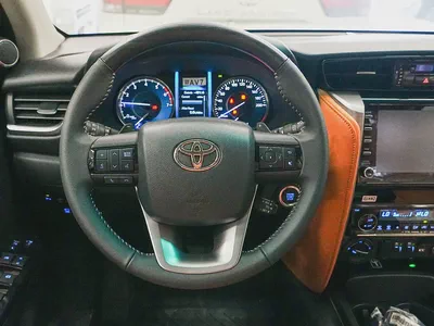2026 TOYOTA FORTUNER VXR 4.0L PETROL BRAND NEW 0KM-7