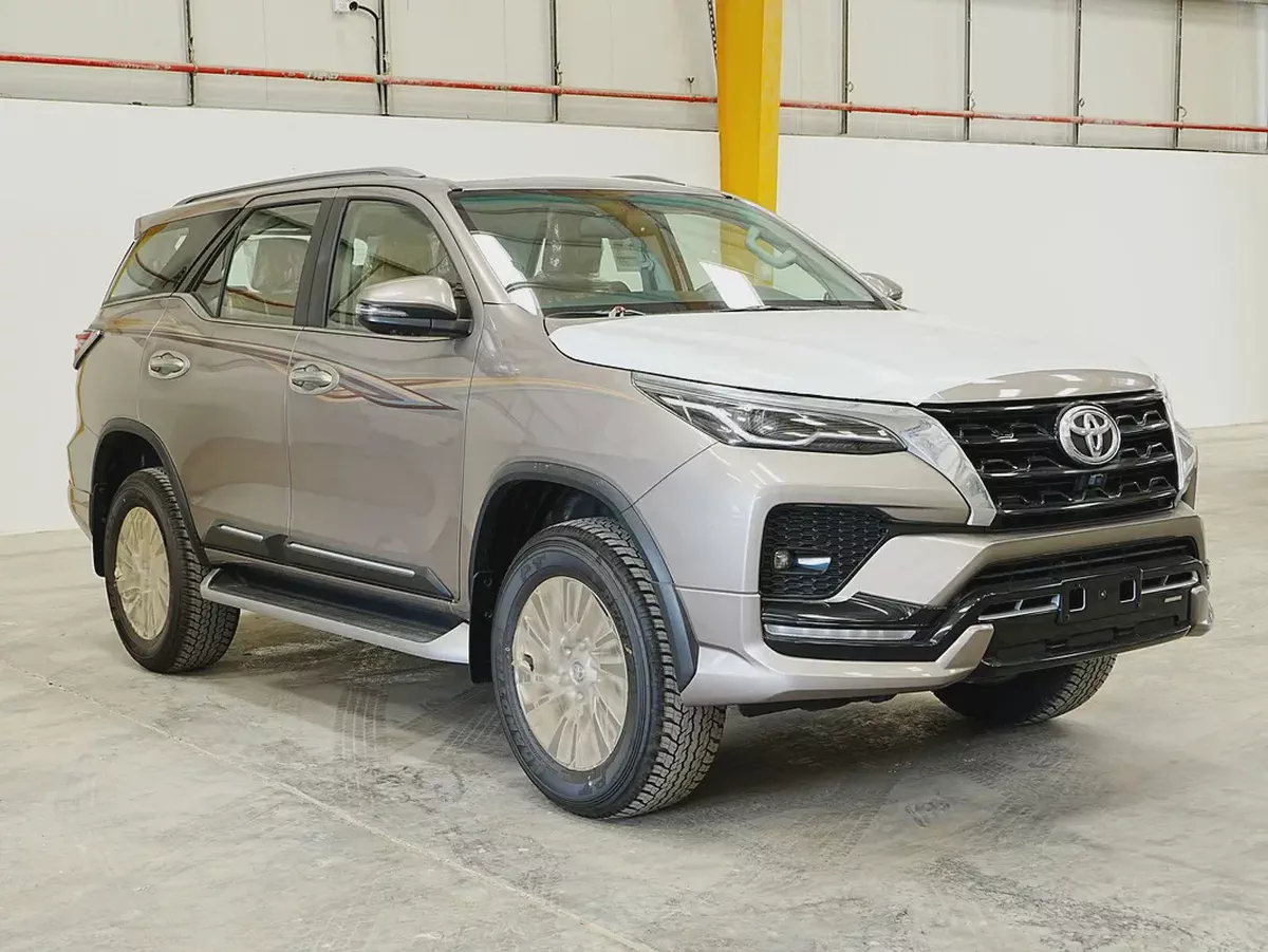 2026 TOYOTA FORTUNER VXR 4.0L PETROL BRAND NEW 0KM-2-2