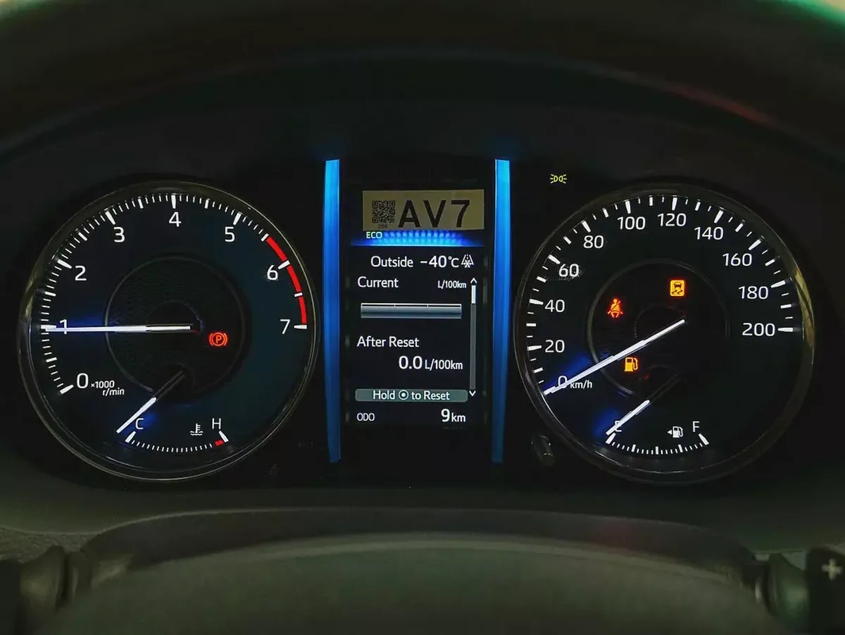 2026 TOYOTA FORTUNER VXR 4.0L PETROL BRAND NEW 0KM-8-8