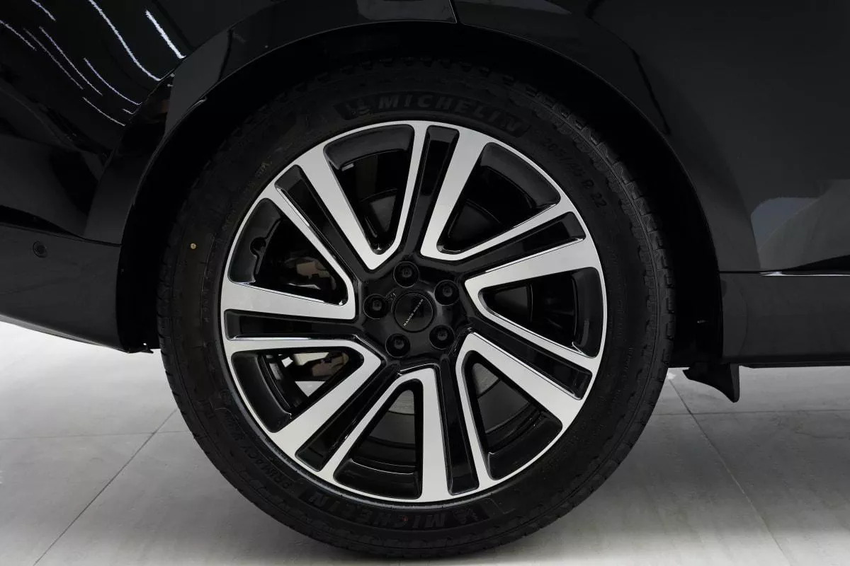 Land Rover Range Rover Vogue HSE P530-5-5
